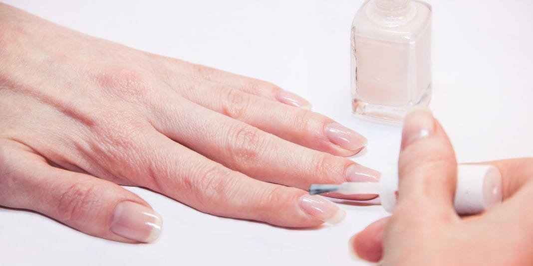 3 Homemade Nail Strengtheners to Strengthen Weak Nails